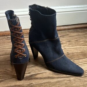 Chilis Blue Denim Side Zipper Square Toe Heel Ankle Boots Women's 6.5 NWOB